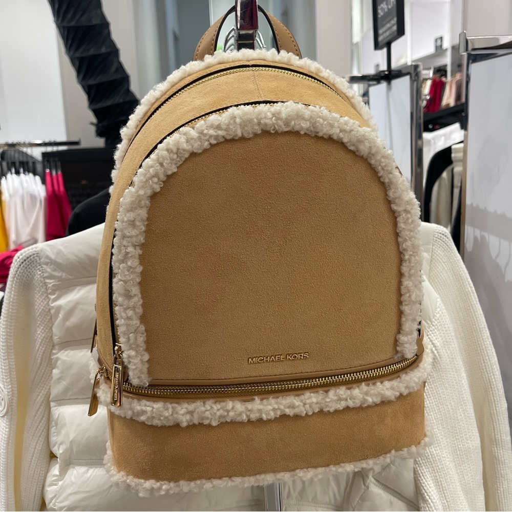 MICHAEL KORS Rhea Medium Suede and Faux Shearling Backpack
Peanut 
NWT - Picture 4 of 16